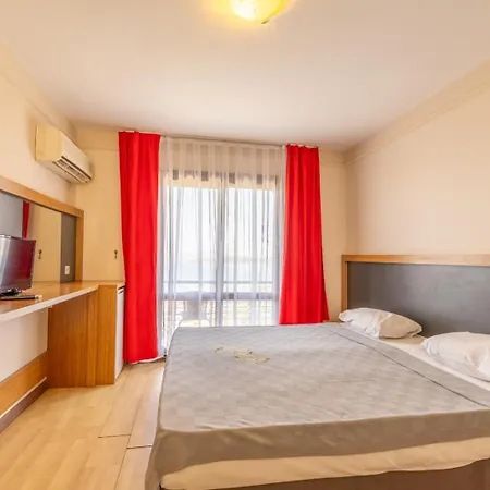 Akay Garden Family Club Aparthotel *